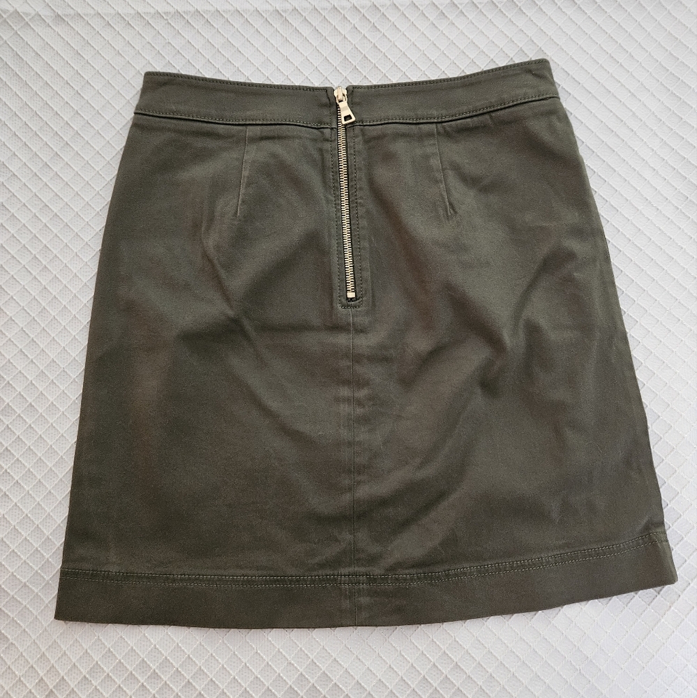 LOFT Petite Olive Green Mini Skirt with Gold Zipper Details - Picture 3 of 9